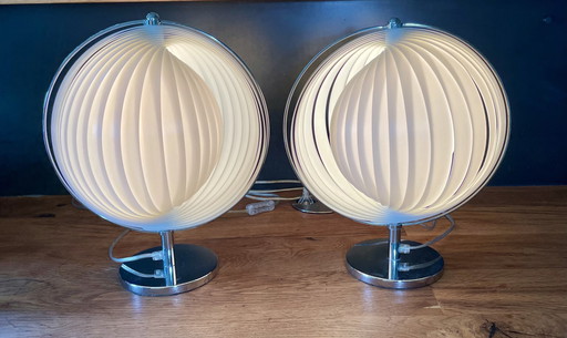 2x Danalight 'Moon' lamp