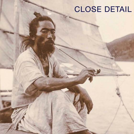 Image 1 of Photo Korean Boatman