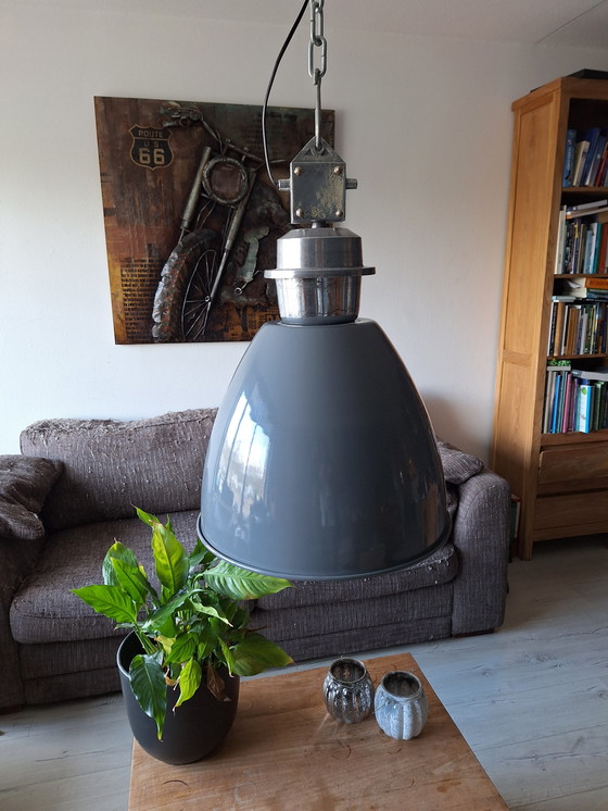 Image 1 of 2x Industrial design pendant lamp