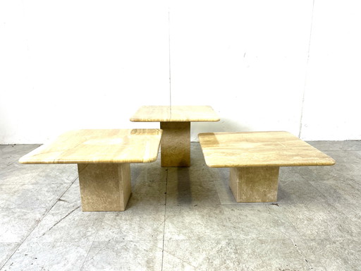 Tables gigognes ou tables d'appoint en travertin vintage, 1970