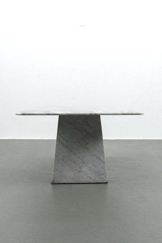 Image 1 of Table basse en marbre