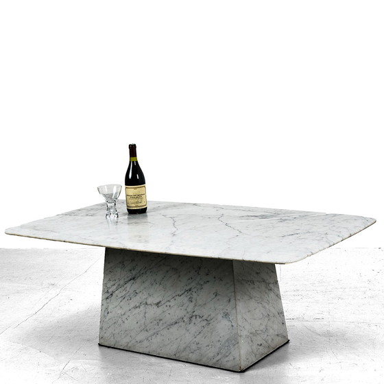 Image 1 of Table basse en marbre