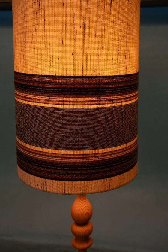 Image 1 of Lampadaire vintage en bois 1960s/70s, bohème scandinave