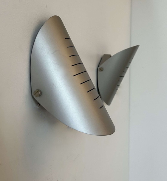 Image 1 of Pair D'Appliques Vintage Orientable, Métal Courbé Strié, France 1980