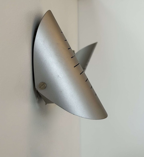 Image 1 of Pair D'Appliques Vintage Orientable, Métal Courbé Strié, France 1980