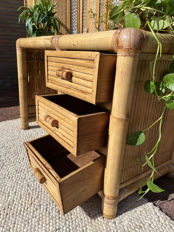 Image 1 of Grand bureau vintage en bambou