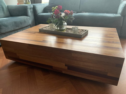 Linteloo Aulia Coffee Table