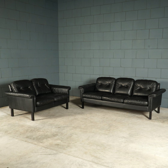 Image 1 of Set of midcentury black leather sofas - 1970s