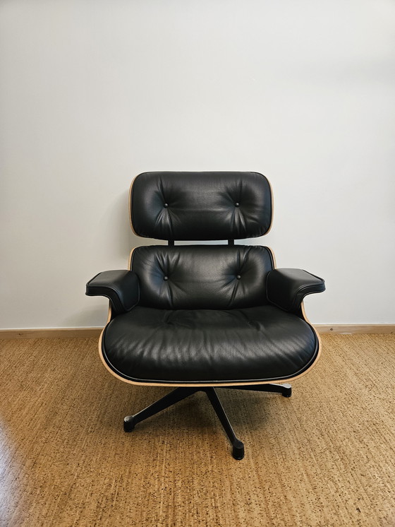 Image 1 of Vitra Eames lounge chair and Ottoman - Santos rosewood