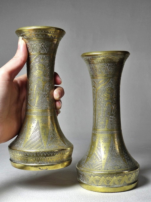 Pair of antique Wayang vases