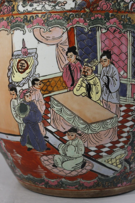 Image 1 of Antique Ming Aquarium Pink Family Chenghua Nian Zhi China 20th century