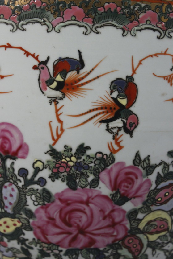 Image 1 of Antique Ming Aquarium Pink Family Chenghua Nian Zhi China 20th century