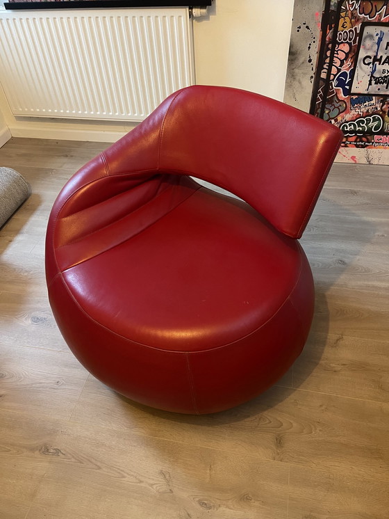 Image 1 of Leolux Gisa armchair