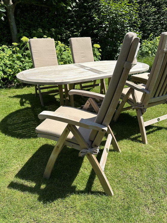 Image 1 of Garden set Barlow Tyrie teak