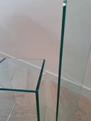 2x Glass pillars