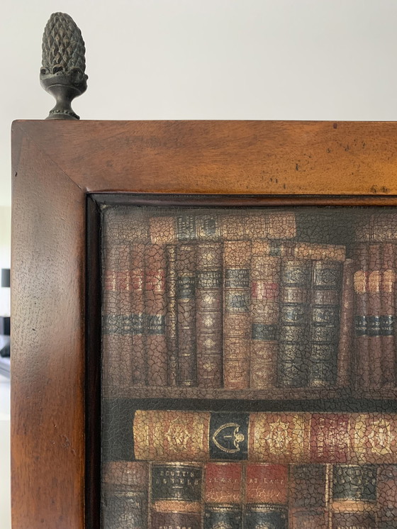 Image 1 of Solid Mahogany Wood Chamber Screen