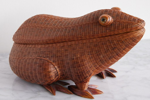 Chinese Modern Shanghai Frog Bamboo Wicker Basket