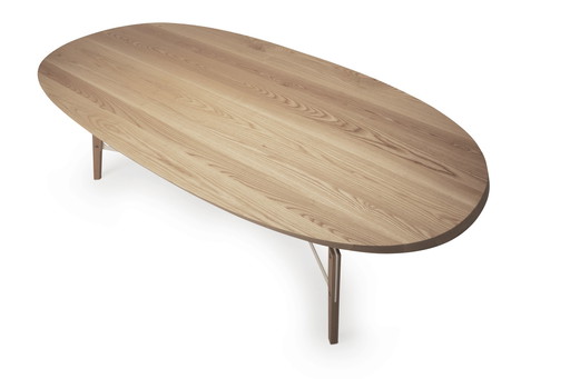 Oval oak table 280 cm design Alfredo Häberli for Quodes