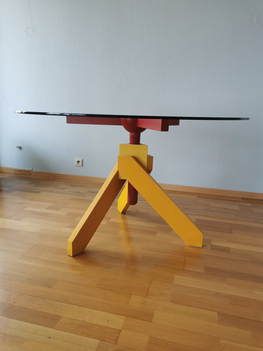 Vidun Table Magistretti