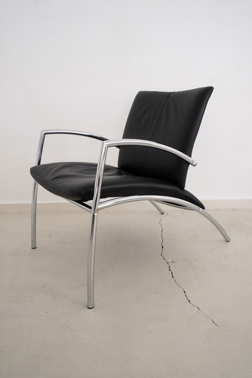 2X Kebe design armchair