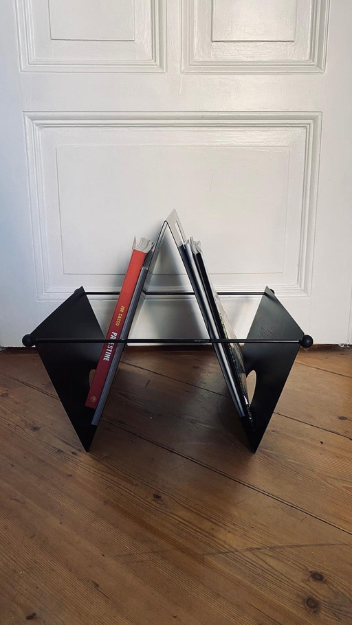 Magazine rack Postmodern Memphis Milano Ettore Sottsass