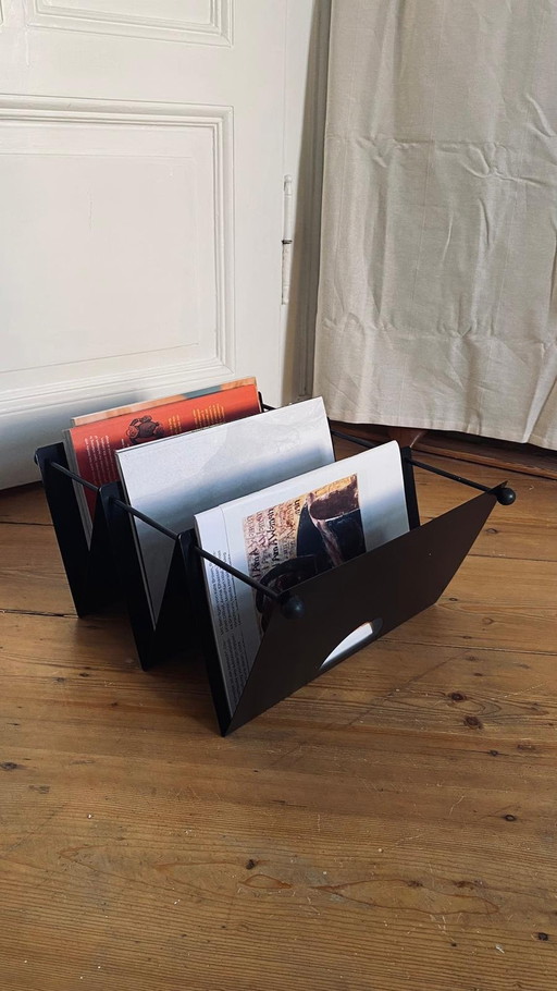 Magazine rack Postmodern Memphis Milano Ettore Sottsass