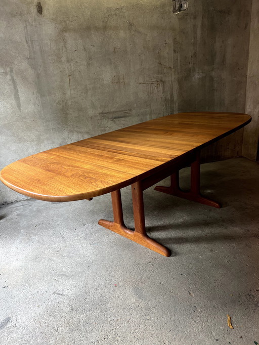 Solid teak dining table Xl extendable from Glostrup 70s