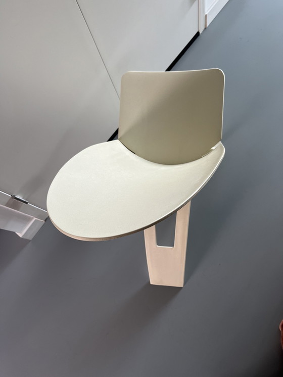 Image 1 of Demury Design Lounge Chair