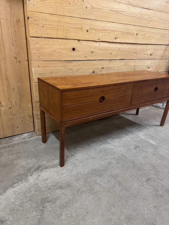 Image 1 of Chest of drawers with mirror