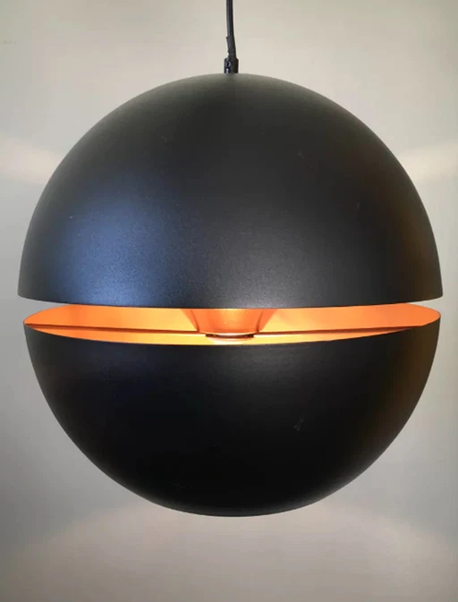 Belide sphere pendant light in black metal