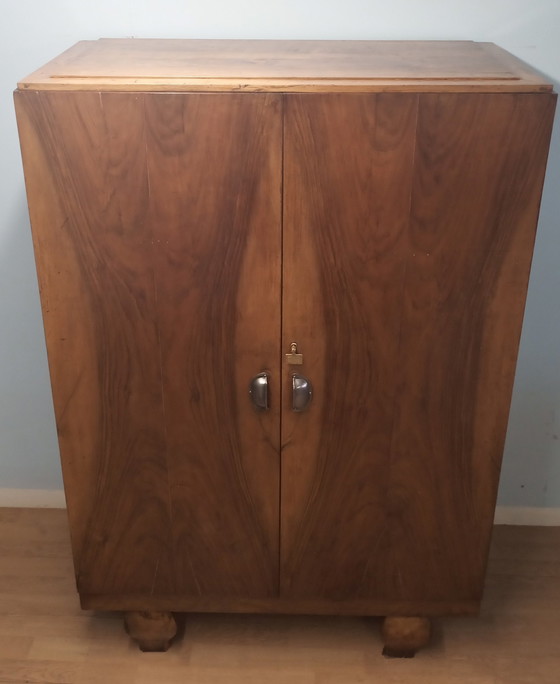 Image 1 of Italian chest of drawers in Walnut, 1920