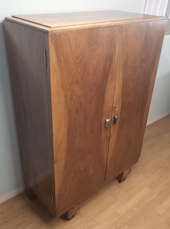 Image 1 of Italian chest of drawers in Walnut, 1920