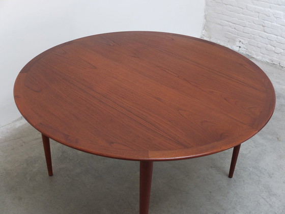 Image 1 of Xl Round Extendable Dining Table By Grete Jalk For P. Jeppesen, 1960S