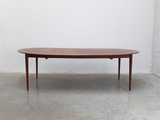 Image 1 of Xl Round Extendable Dining Table By Grete Jalk For P. Jeppesen, 1960S