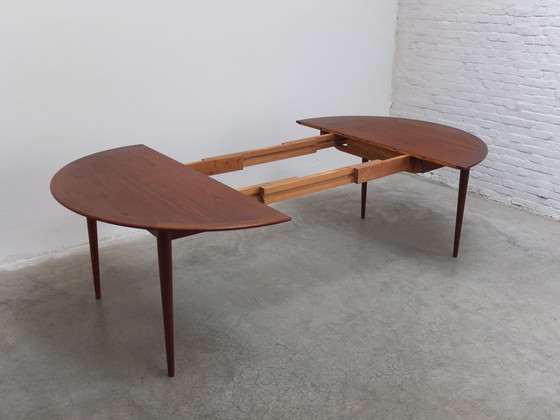 Image 1 of Xl Round Extendable Dining Table By Grete Jalk For P. Jeppesen, 1960S