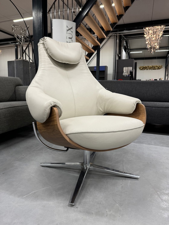 Image 1 of Leolux Cream relax armchair plus Ceras Pristine