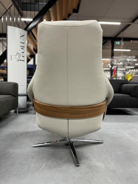 Image 1 of Leolux Cream relax armchair plus Ceras Pristine