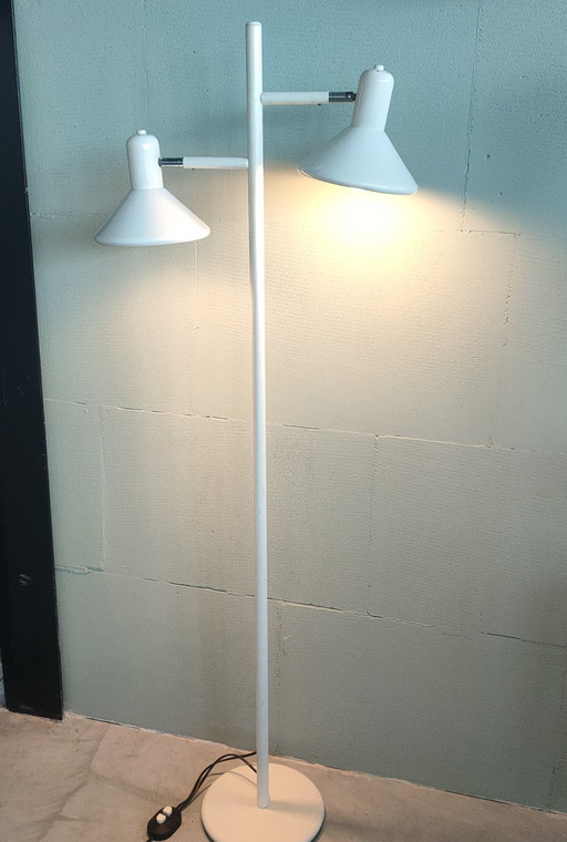 Vintage White Design Floor Lamp With 2 Adjustable Spots
