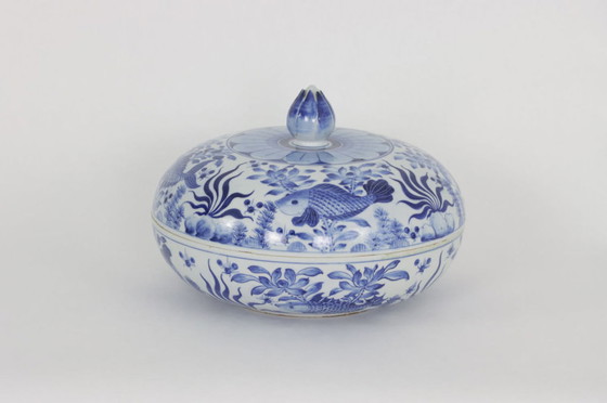 Image 1 of Chinese vase