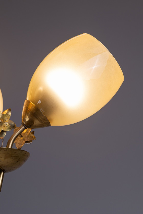 Image 1 of 1940’s Chandelier with flowers in brass and glass 