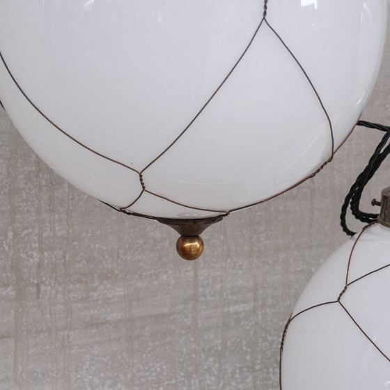 Image 1 of Lampade a sospensione vintage in opalino e ottone con gabbia, Olanda anni '50