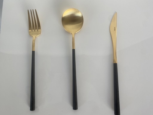 6X Wilffert & Wilffert 24K Gold Plated Forks With Black Resin Handle