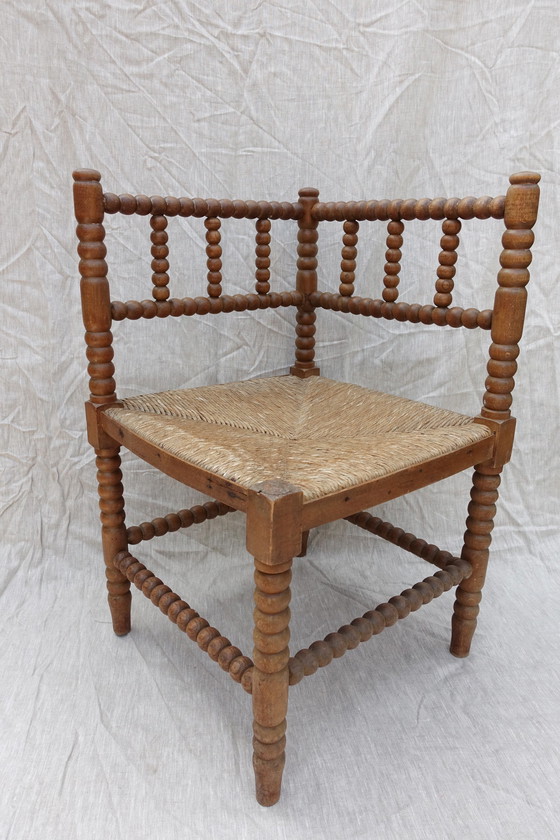 Image 1 of Classic Bobbin Corner Chair