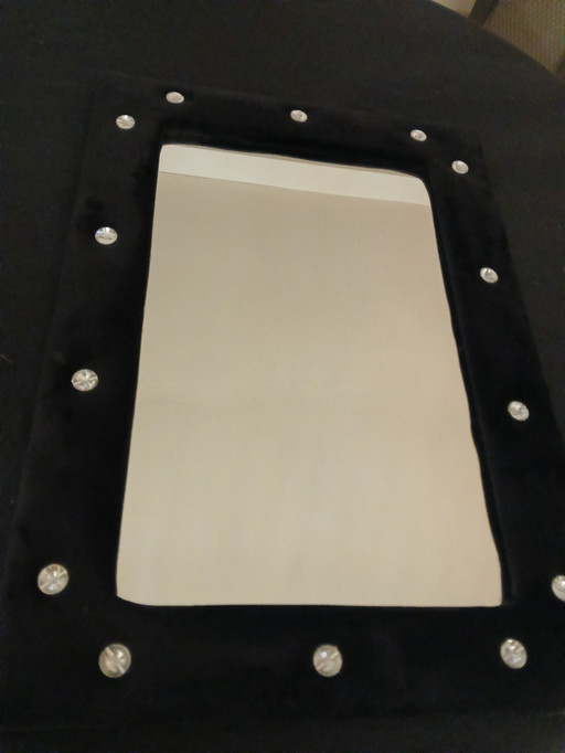 Mirror.