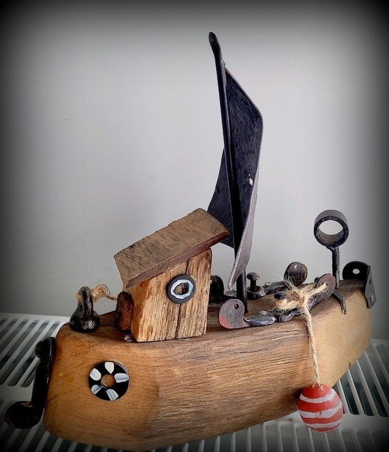 Image 1 of Janusz Czajkowski - Sculpture, Boat - 26 Cm - Steel, Wood, Piece Of Rope