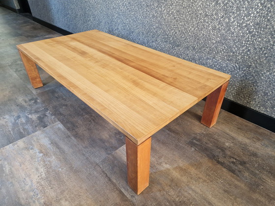 Image 1 of Table basse en cerisier