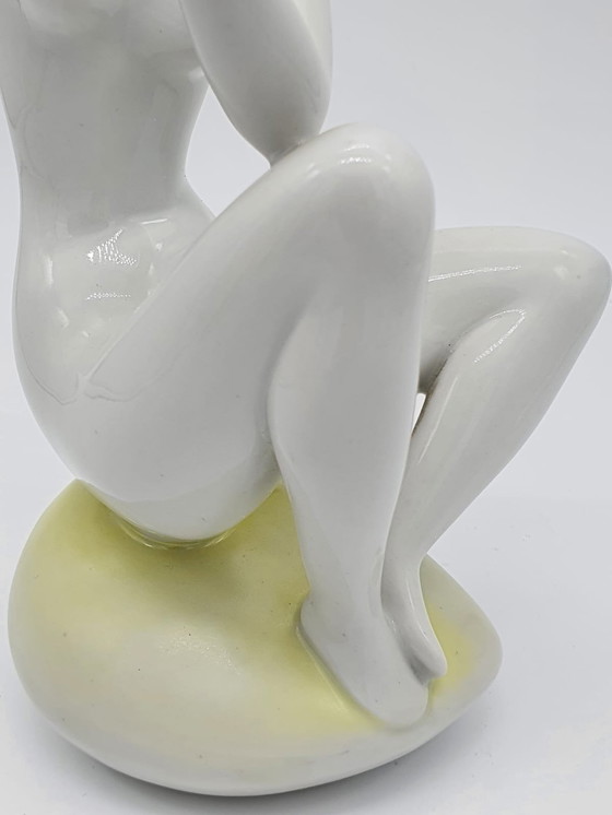 Image 1 of Figure in porcellana Art Déco di János Török per Zsolnay, 1940