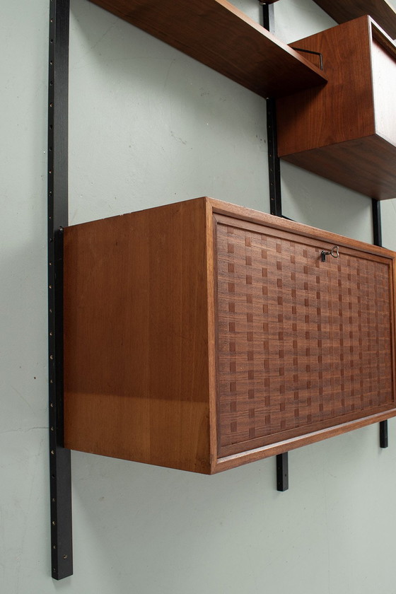 Image 1 of Cadovius Wall System In Teak 71153