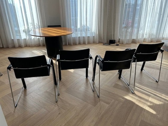 Image 1 of Leolux Najade Dining Table With 4 Thonet S320 P Chairs