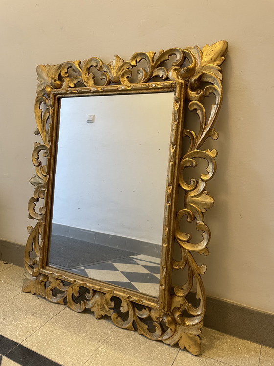 Image 1 of Miroir en bois doré